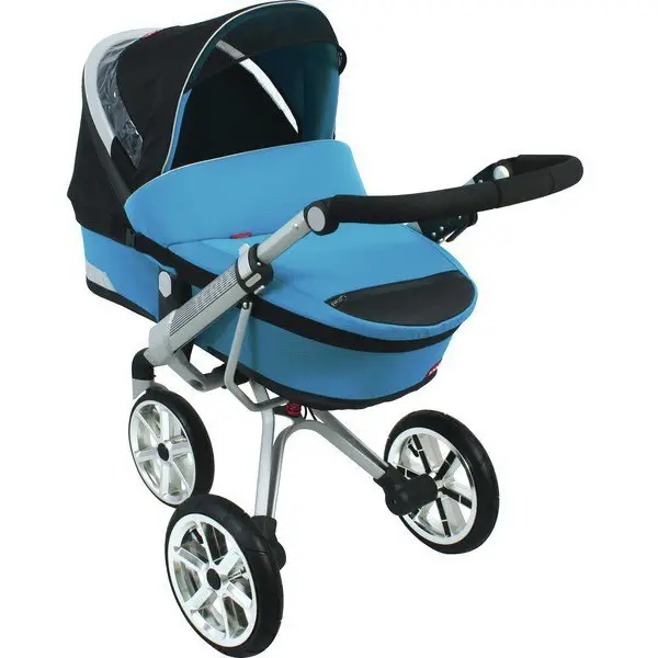 three wheel pushchair