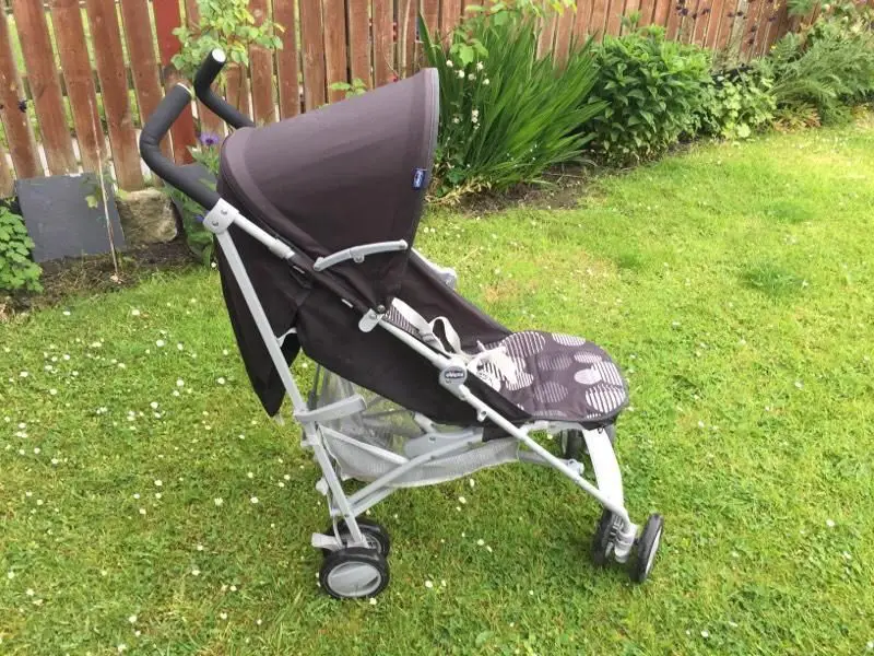 chicco london stroller review